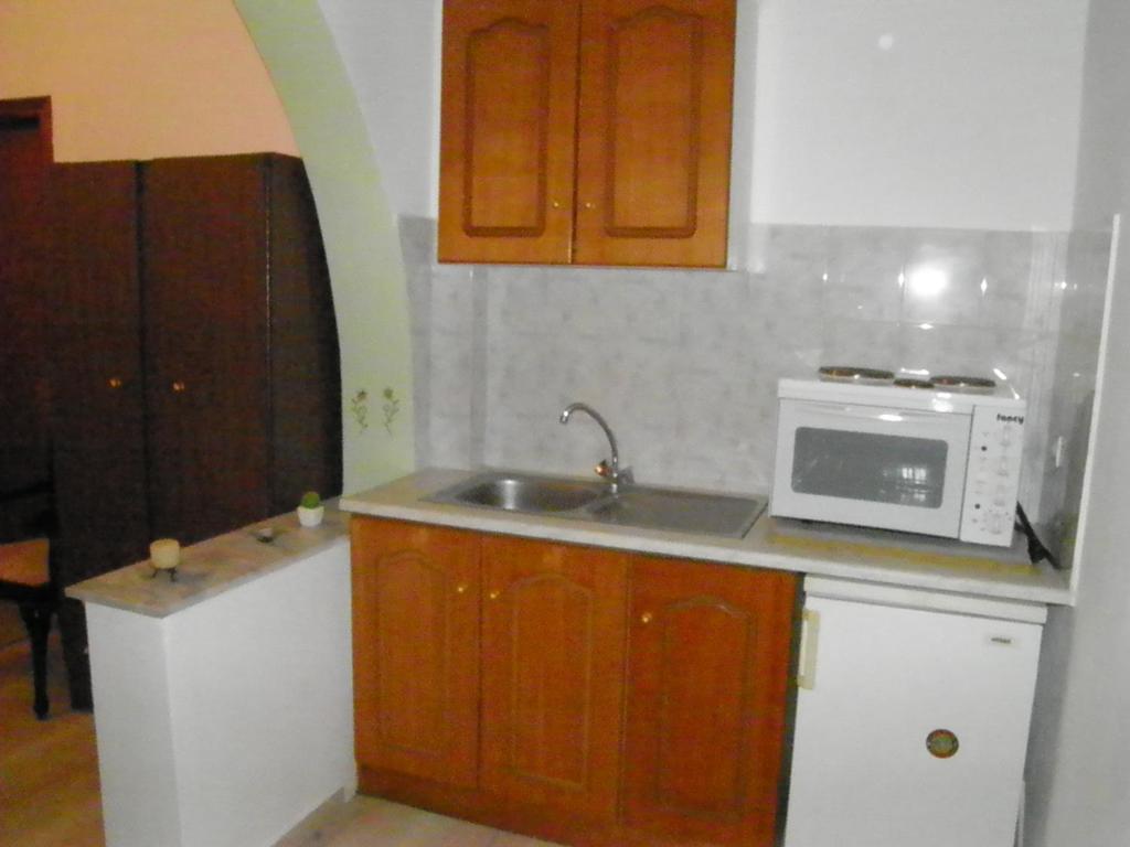 Mirsini Pansion Hotel Karterados  Cameră foto