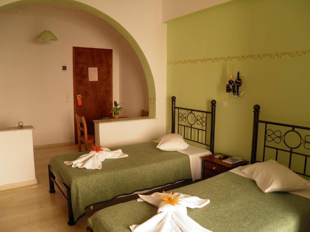 Mirsini Pansion Hotel Karterados  Cameră foto