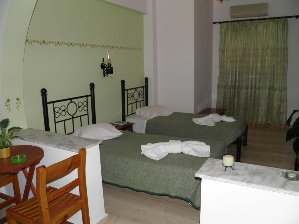 Mirsini Pansion Hotel Karterados  Exterior foto
